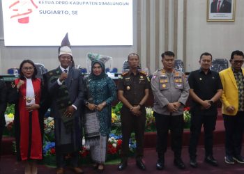 Kapolres Simalungun, AKBP Choky Sentosa Meliala, S.I.K., S.H., M.H., menghadiri pengucapan sumpah/janji pimpinan DPRD Kabupaten Simalungun, masa jabatan 2024-2029.