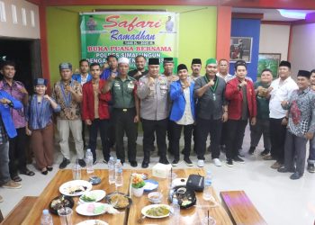 Kapolres Simalungun, AKBP Choky Sentosa Meliala, S.I.K., S.H., M.H, menggelar acara buka puasa bersama dengan elemen Mahasiswa se-Kabupaten Simalungun yang tergabung dalam Kelompok Cipayung Plus.