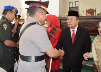 Kapolres Pematangsiantar, AKBP Yogen Heroes Baruno SH, SIK, mengikuti rapat paripurna DPRD Pematangsiantar, di Gedung Harungguan DPRD Kota Pematangsiantar, pada Kamis (6/3/2025) pagi.