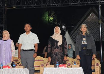 Kapolres Pematangsiantar, AKBP Sah Udur T.M. Sitinjak SH, SIK, MH, menghadiri pembukaan Pesta Hiburan Rakyat (Konser Band Lokal), pada Jumat (25/4/2025) malam.