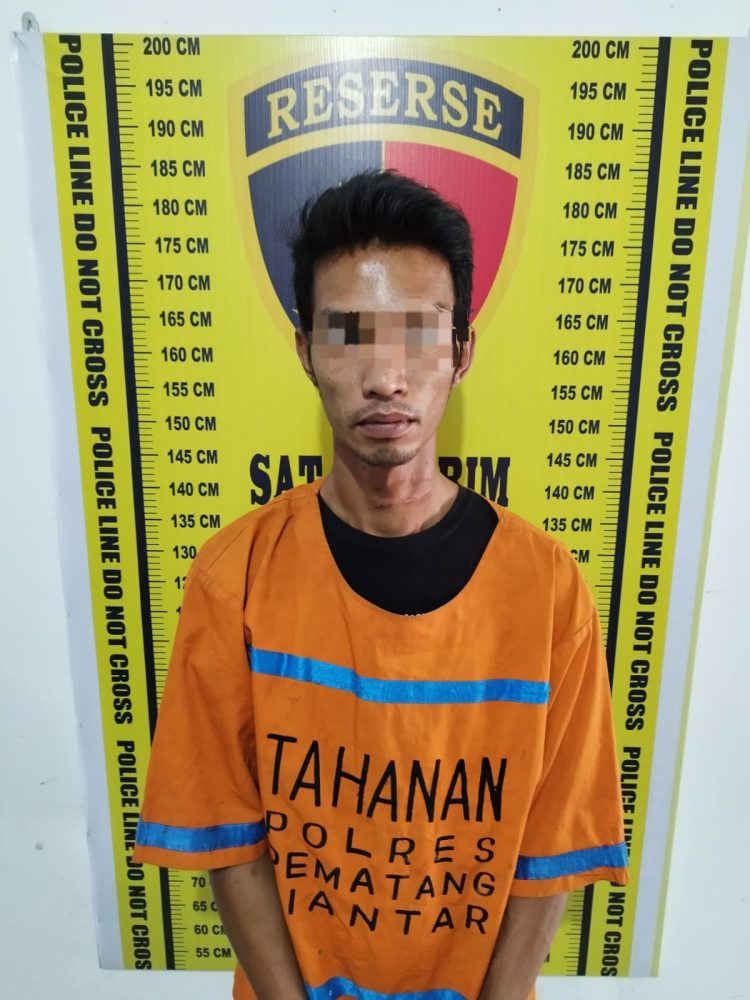 Foto tersangka pembunuhan.