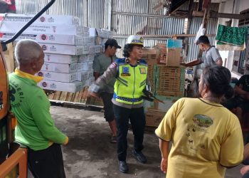 Sat Lantas Polres Pematangsiantar melalui Kanit Kamsel, IPDA Serly Tarigan, bersama personil Unit Kamsel, melaksanakan sosialisasi overload dan overdimensi bagi Pengusaha Expedisi Ritz.
