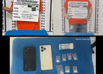 Foto kedua pelaku dan barang bukti yang diamankan Polisi.