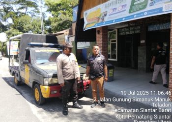 Bhabinkamtibmas, AIPTU Alexander dan AIPTU Wellinton Nababan, melaksanakan patroli siang hari, di lokasi Objek Wisata, pada Sabtu (19/7/2025), sekitar pukul : 11.50 WIB.