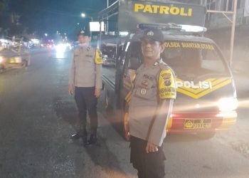Polsek Siantar Utara menggelar Blue Light Patrol (BLP), di Jalan Sisingamangaraja Pematangsiantar, pada Rabu (16/7/2025) malam.