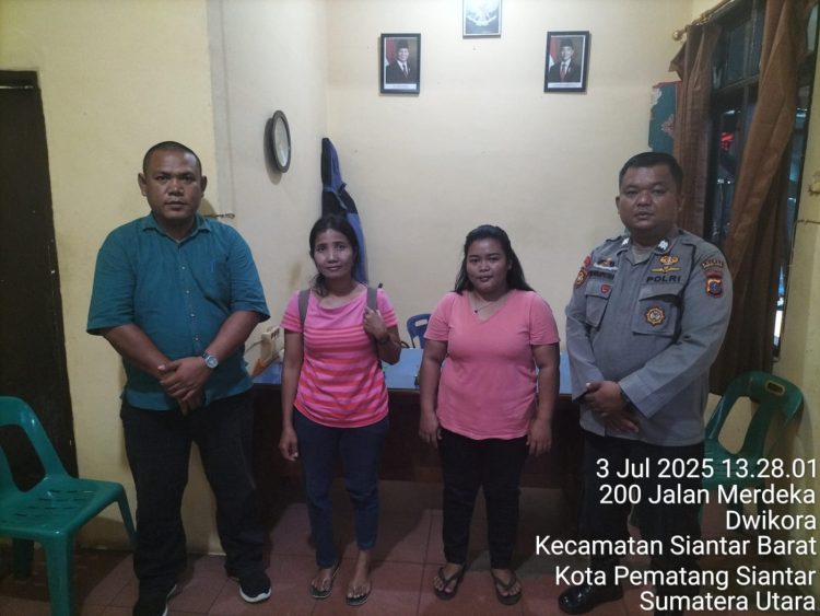 Ka Sub Sektor Pasar Horas, AIPTU Edi Suahputra SH, menyelesaikan masalah selisih paham sesama pemilik salon, pada  Kamis (3/7/2025) siang, sekira pukul 13:40 WIB.