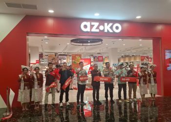 Foto bersama disela kegiatan.