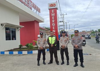 Sat Binmas Polres Pematangsiantar melaksanakan sambang kepada para Satpam yang melaksanakan tugas di Rumah Sakit (RS) Efrina Etaham, di Jalan Pdt. J. Wismar Saragih Pematangsiantar, pada Rabu (9/7/2025) siang.