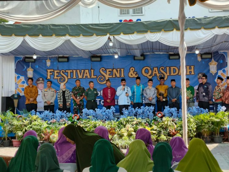 Kapolres Pematangsiantar, AKBP Sah Udur T.M. Sitinjak SH, SIK, MH, diwakili Kapolsek Siantar Barat, IPTU Raja Kaya Haloho SH, MH, menghadiri pembukaan Festival Seni dan Qasidah Tingkat Kota Pematangsiantar, pada Sabtu (26/7/2025) pagi.