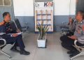 Sat Binmas Polres Pematangsiantar melaksanakan kegiatan sambang, di Stasiun Kereta Api Kota Pematangsiantar, pada Kamis (10/7/2025) siang.