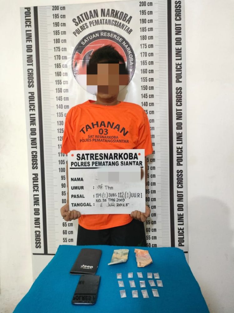 Foto pelaku dan barang bukti yang diamankan Polisi.