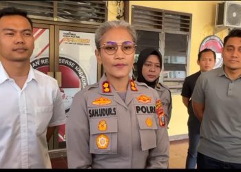 Kapolres Pematangsiantar, AKBP Sah Udur T.M. Sitinjak SH, SIK, MH, menyampaikan klarifikasi resmi terkait tudingan pemerasan terhadap Kadishub Kota Pematangsiantar, di Mako Polres Pematangsiantar, Senin (28/7/2025).