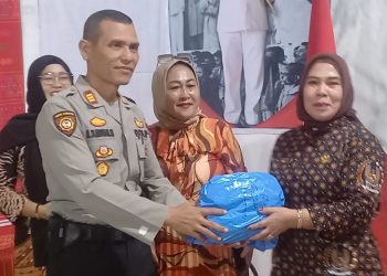 Kapolres Pematangsianțar, AKBP Sah Udur T.M. Sitinjak, SH, SIK, MH, diwakili Kasat Samapta, AKP Mariduk Tambunan, SH, MH, menghadiri HUT ke 1 Pengurus Dewan Harian Cabang Badan Pembudayaan Kejuangan 45, pada Kamis pagi (14/8/2025).