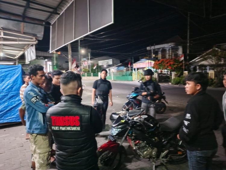 , Polres Pematangsiantar menindak 3 sepeda motor knalpot brong.