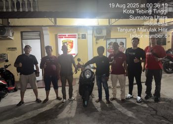 Sat Reskrim Polres Pematangsiantar melalui Kanit Jatanras, IPDA Ricardo Rajagukguk S.Sos, menangkap dua terduga pelaku penggelapan sepeda motor, inisial PPS (25), warga Jl. Saribu Dolok, dan penadah berinisial DPS (43), warga Nagori Panduman.
