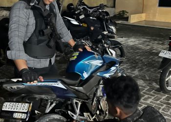 Tim Khusus (Timsus) Dayok Mirah melaksanakan patroli hingga subuh, di wilayah hukum Polres Pematangsiantar yang dimulai pada Sabtu malam (30/8/2025), sekitar pukul 23.00 WIB.