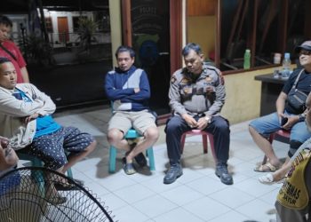Polsek Siantar Martoba menyelesaikan masalah dugaan selisih paham warga dengan problem solving, pada Minggu (3/8/2025) malam.