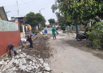 Bhabinkamtibmas Kelurahan Kahean, AIPDA H.E Pane, sambangi warga Jalan Beringin, Kelurahan Kahean, Kecamatan Siantar Utara, Kota Pematangsiantar, pada Rabu (6/8/2025) siang.