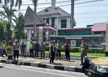 Polres Pematangsiantar menggelar patroli skala besar, pada Minggu (14/9/2025) pagi.