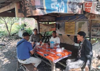 Polsek Siantar Barat melaksanakan patroli  Kampung Bebas dari Narkoba (KBN) di Jalan Jawa, pada Minggu (14/9/2025) pagi.
