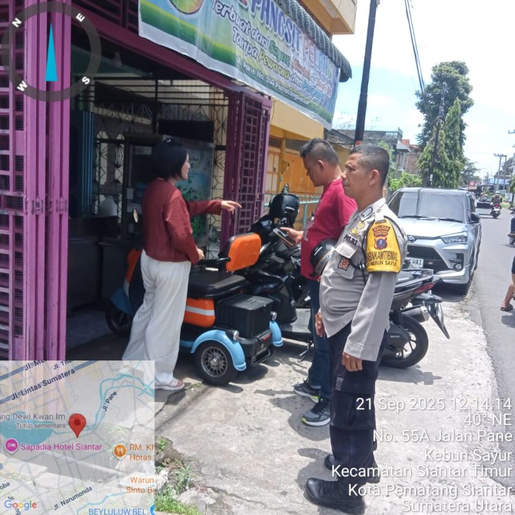 Polsek Siantar Timur gerak cepat melakukan pengecekan Tempat Kejadian Perkara (TKP) pencurian tas, di Jalan Pane, Kelurahan Kebun Sayur, Kecamatan Siantar Timur, Kota Pematangsiantar, pada Minggu (21/9/2025) siang.
