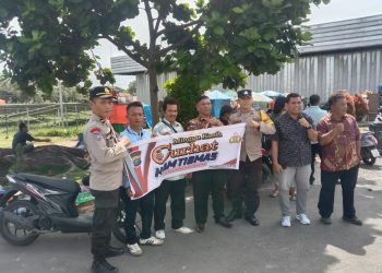 Polsek Siantar Timur melaksanakan kegaitan Minggu Curhat Kamtibams di Kampus Universitas HKBP Nommensen Pematangsiantar (UHKBPNP), Jl. Sangnaualuh, pada Minggu (14/9/2025) pagi.