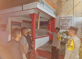 Polsek Siantar Selatan melaksanakan SALING (Sapa Siskamling) di Pos Kamling Jalan Sabang Merauke, pada Rabu (10/9/2025) malam.