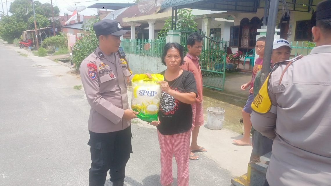 Polsek Siantar Marihat melaksanakan kegiatan Gerakan Pangan Murah (GPM), di Jalan Farel Pasaribu, tepatnya di depan GPDI Maranata, pada Jumat (4/9/2025) pagi.