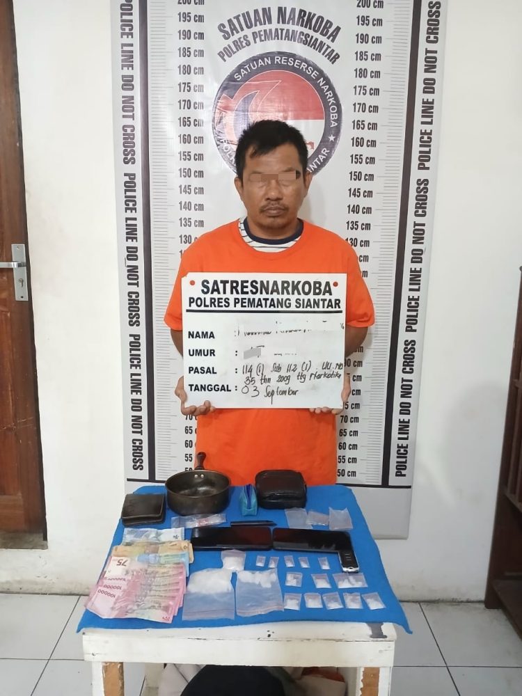 Foto pelaku dan barang bukti yang diamankan Satuan Reserse Narkoba Polres Pematangsiantar.