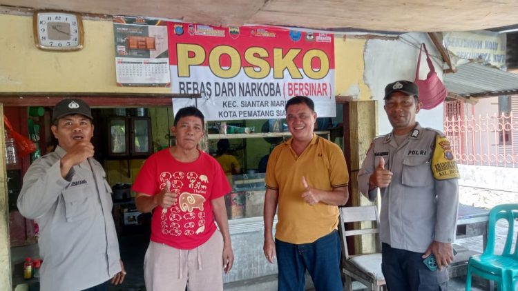 Bhabinkamtibmas menggelar Patroli Kampung Bebas dari Narkoba (KBN), di Jalan Pisang, Kelurahan Pardamean, Kecamatan Siantar Marihat, Kota Pematangsiantar, pada Minggu (21/9/2025) pagi,