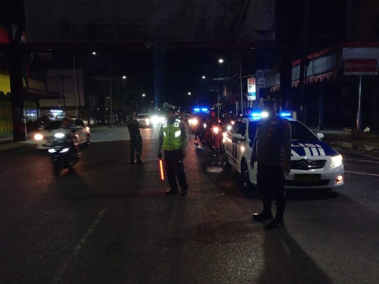 Polres Pematangsiantar menggelar patroli skala besar, pada Senin (1/9/2025) malam.