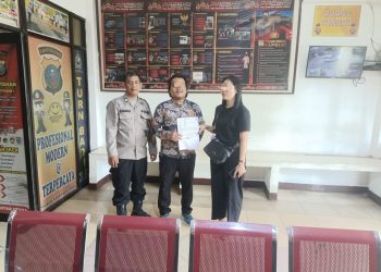 Polsek Siantar Utara menyelesaikan dugaan penganiayaan yang terjadi di Hotel Cahaya Jalan Bah Binonom, pada Senin (13/10/2025) pagi.