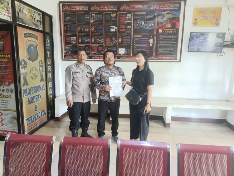 Polsek Siantar Utara menyelesaikan dugaan penganiayaan yang terjadi di Hotel Cahaya Jalan Bah Binonom, pada Senin (13/10/2025) pagi.