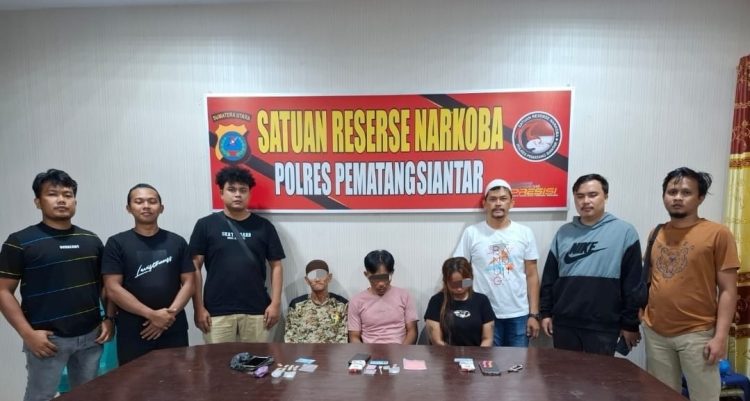 Polres Pematangsianțar ungkap dugaan peredaran Narkoba, 3 orang diamankan.