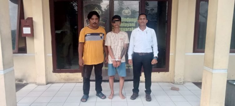 Polsek Siantar Martoba gerak cepat mengamankan satu orang diduga pelaku pencurian kabel tower, berinisial ESP (30,) warga Jalan Nanggar Suasah Ujung, pada Senin (13/10/2025) malam.