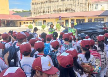 Polres Pematangsiantar melalui Kanit Kamsel Sat Lantas, IPDA Serly Tarigan menerima kunjungan siswa siswi SD Yayasan Perguruan (YP) Sultan Agung, pada Jumat (31/10/2025) pagi.