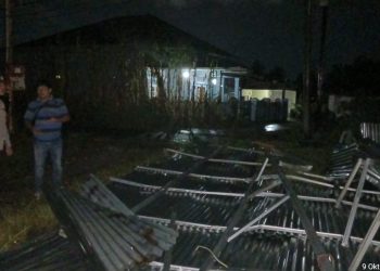 Polsek Sianțar Martoba gerak cepat (Gercep) melakukan pengecekan bencana alam angin puting beliung, di Jalan  Pdt. JW Saragih.