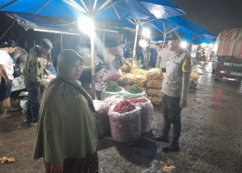 Polsek Siantar Utara menggelar Blue Light Patroli (BLP), di wilayah hukumnya, pada Sabtu (11/10/2025) malam.