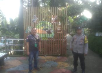 Polsek Siantar Barat menggelar patroli, di tempat keramaian, di wilayah hukum Polsek Siantar Barat, pada Minggu (19/10/2025) pagi.