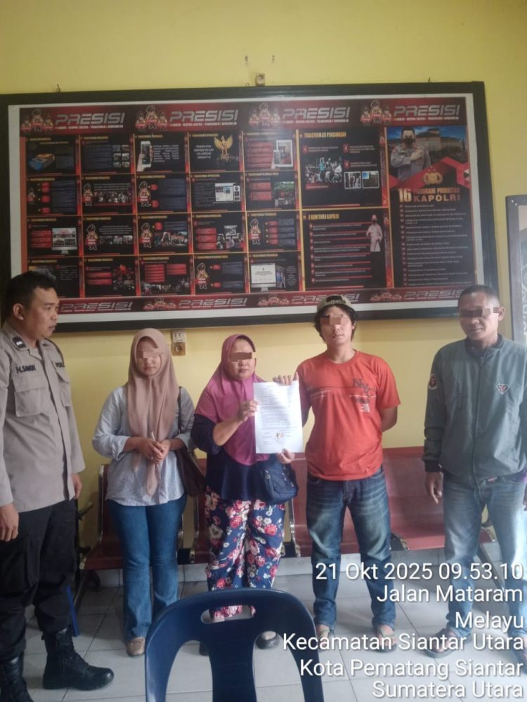 Polsek Siantar Barat selesaikan kasus pertengkaran, di Mako Polsek Siantar Barat dengan kekeluargaan, pada Selasa (21/10/2025) pagi.