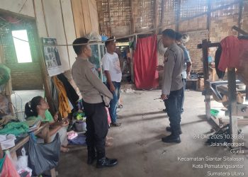 Polres Pematangsiantar melakukan pengecekan dugaan perbuatan tidak menyenangkan di Jalan Ring Road Kelurahan Gurilla, Kecamatan Siantar Sitalasari, Kota Pematangsiantar, pada Jumat (24/10/2025).