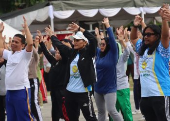 Kapolres Pematangsiantar, AKBP Sah Udur T.M. Sitinjak SH, SIK, MH, ikut memeriahkan kegiatan Car Free Day yang berlangsung di Lapangan Haji Adam Malik, pada Minggu (9/11/2025) pagi.