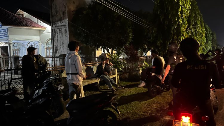 Tim Khusus (Timsus) Dayok Mirah Polres Pematangsiantar gencar melaksanakan patroli malam, pada Jumat (31/10/2025).