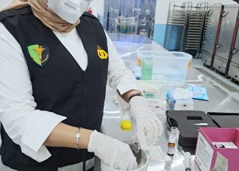 Seksi Kedokteran dan Kesehatan (Dokkes) Polres Pematangsiantar menggelar pemeriksaan makanan dan minuman atau Safety Food sebelum pendistribusian Makanan Bergizi gratis (MBG), di Sekolah.