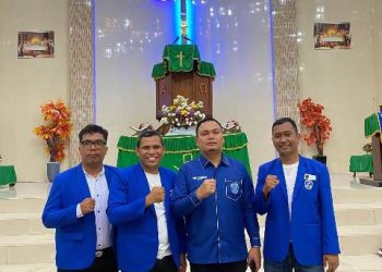 Pengurus DPC GAMKI Pematangsiantar, periode 2025–2028 saat foto bersama usai pelantikan.