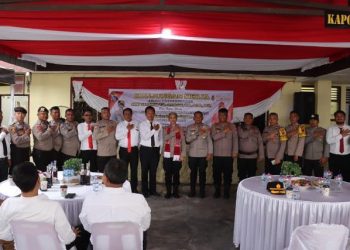 Kapolres Pematangsiantar melaksanakan kunjunga kerja di Polsek Siantar Selatan yang terletak di jalan Marimbun II, pada Selasa (11/11/2025) sore.
