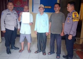 Polseķ Sianțar Martoba selesaikan dugaan pengancaman, di Jalan Deah, pada Minggu (30/11/2025) siang.