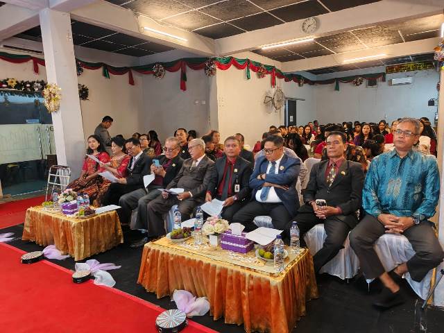 Kasat Binmas, IPTU Maxi J. Manurung, menghadiri Perayaan Natal Asosiasi Pendeta Indonesia (API) Kota Pematangsiantar.