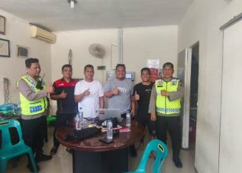 Polsek Siantar Timur respon cepat keluhan warga, di SPBU 14.211.205 Jalan Ahmad Yani, pada Jumat (27/12/2025) siang.