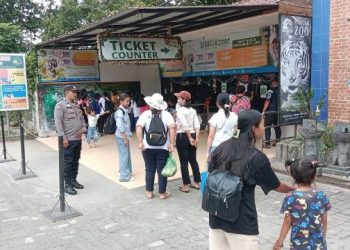 Bhabinkamtibmas Kelurahan Teladan, Bripka Irwan Surya Darma, sambangi objek wisata di Taman Hewan, Jalan Gunung Simanuk - manuk, pada Rabu (7/1/2026) pagi.
